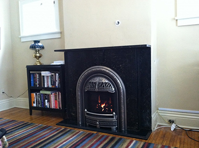 Gas fireplace